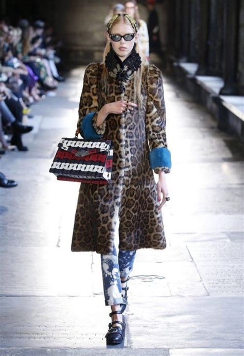 gucci 2017 print
